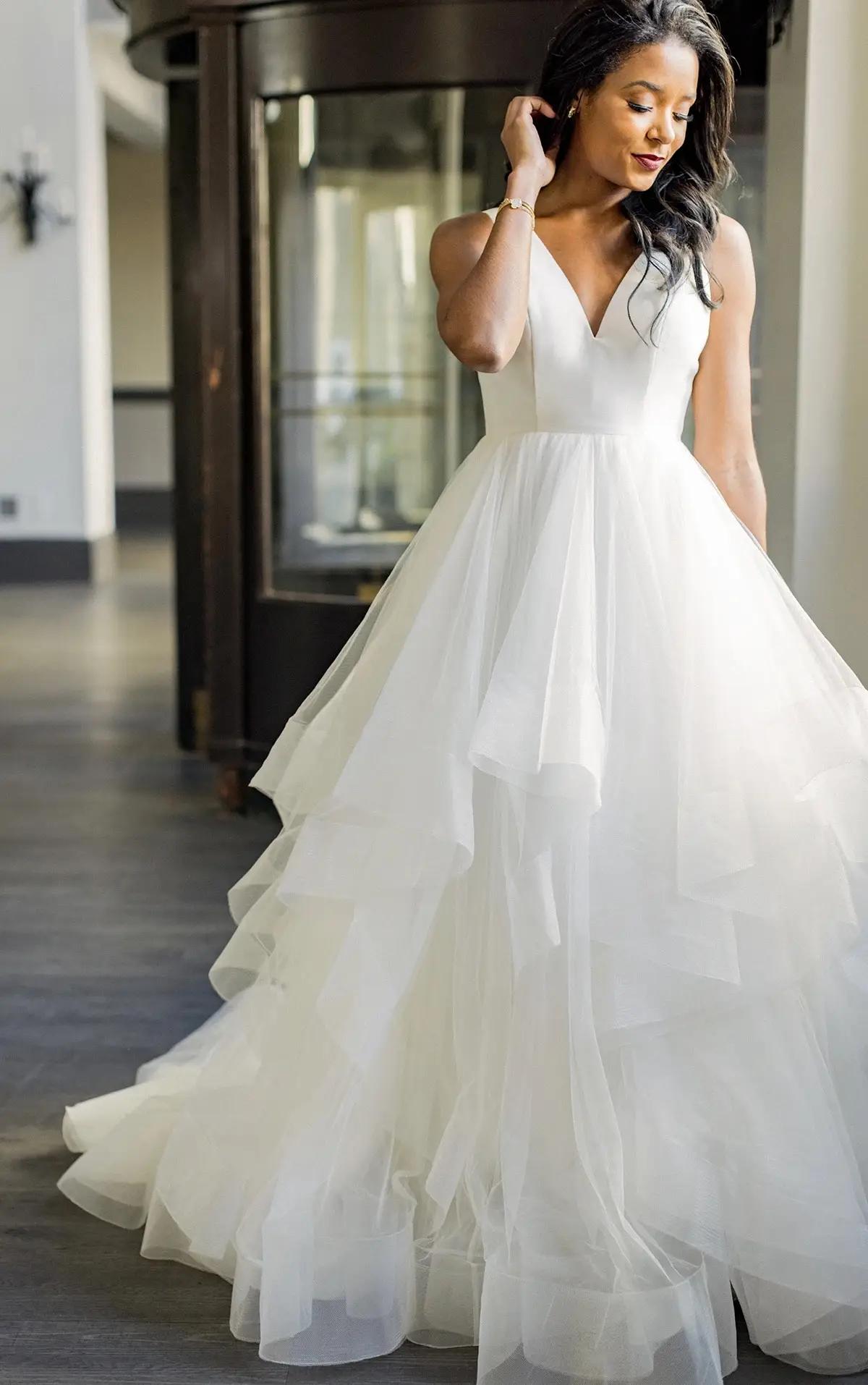 Essense of Australia wedding gown